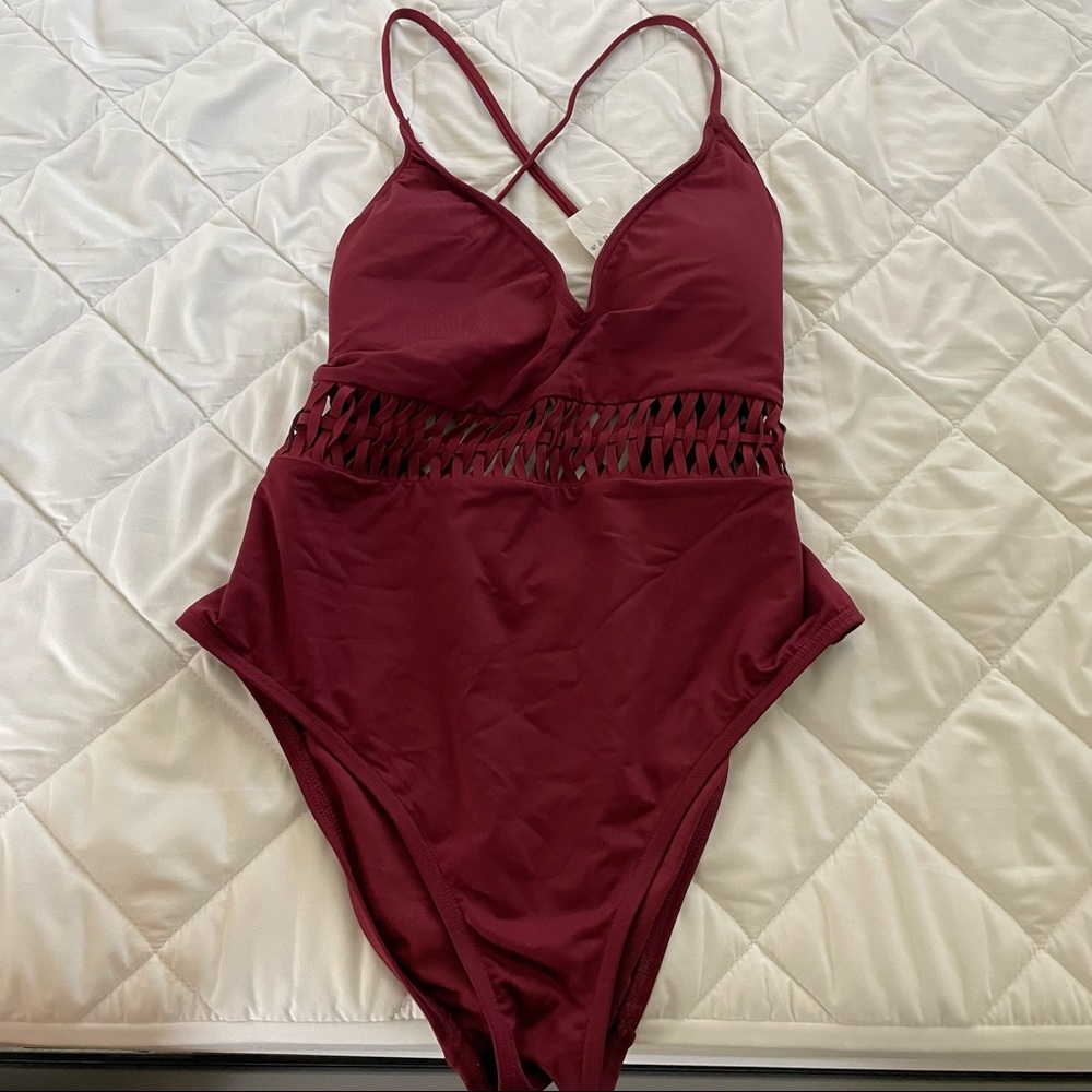 Kenneth Cole One piece swim size M